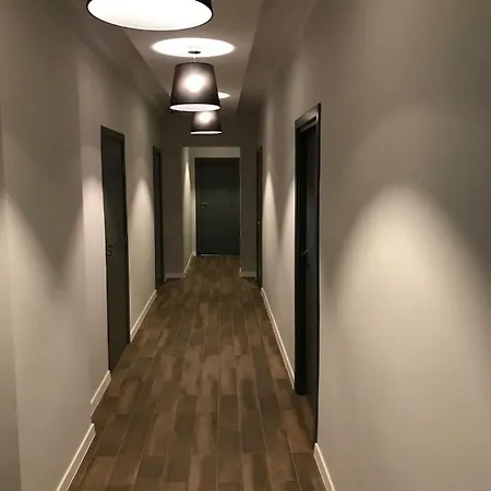 7 Rooms Mtp Poznan Exterior photo