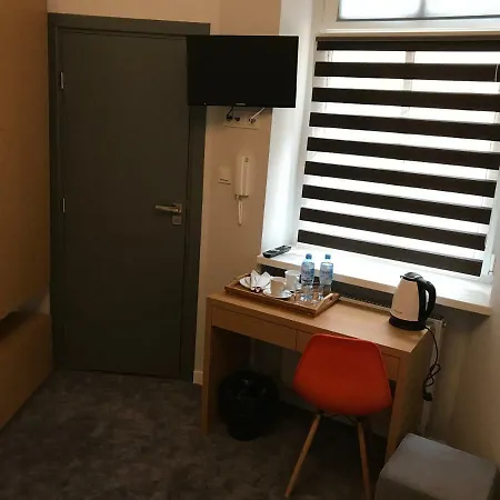 7 Rooms Mtp Poznan Exterior photo