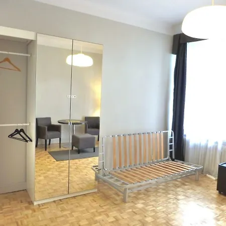 7 Rooms Mtp Poznan Exterior photo