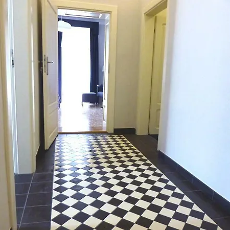 7 Rooms Mtp Poznan Exterior photo
